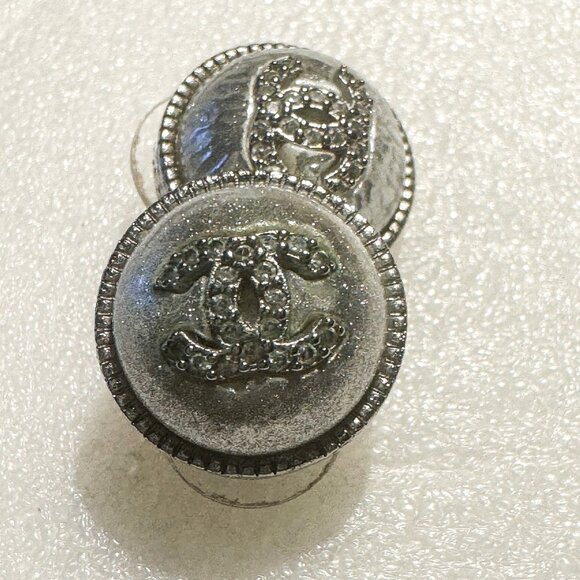 Vintage Chanel Silvertone Rhinestone Dome Shaped Double CC Pierced Earrings - Picture 1 of 7